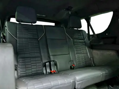 2022 Escalade ESV Sport Platinum - Image 3 of 4