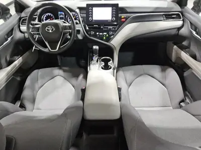 2024 Toyota Camry Le - Image 3 of 4