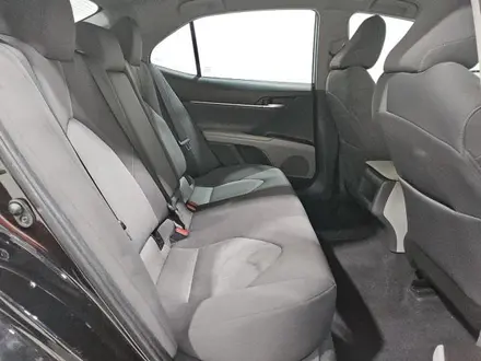 2024 Toyota Camry Le - Image 4 of 5