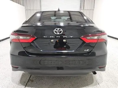 2024 Toyota Camry Le - Image 2 of 4