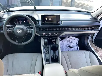 2024 Honda Accord LX - Image 3 of 4